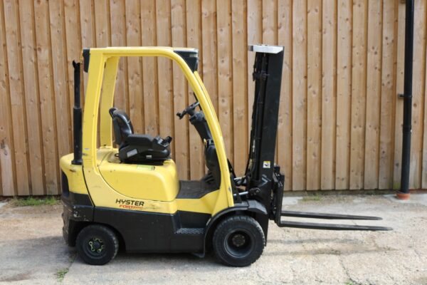 Southern Forklift Services | Forklift Hire | Forklift Sales