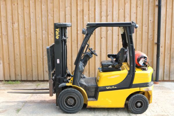 Southern Forklift Services | Forklift Hire | Forklift Sales