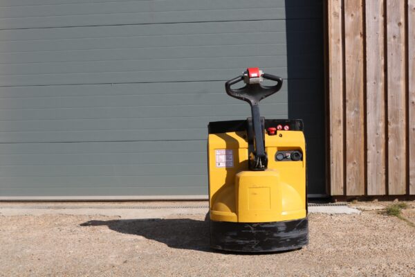 Yale power pallet